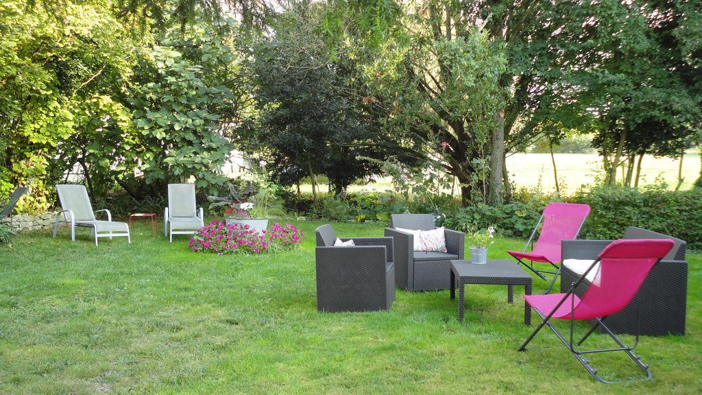Les 2 Madeleine Bed & Breakfast Saint-Saturnin-du-Bois Ngoại thất bức ảnh